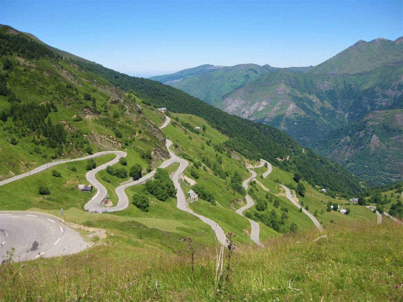 pyrenees cycling holidays