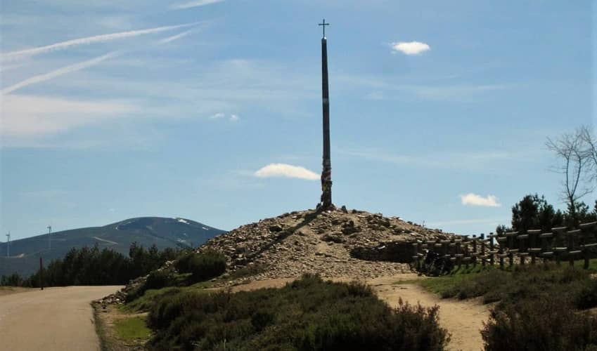 Cruz de Hierro - The Highest Point on the Camino de Santiago